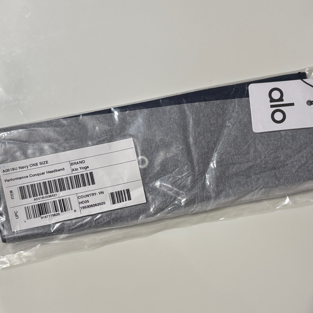 ALO Yoga Navy Performance Conquer Headband